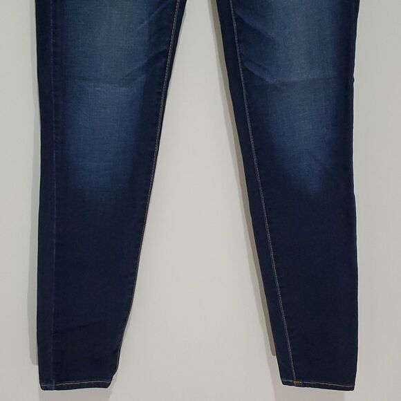 AMERICAN Eagle super stretch 24x27 dark wash jeggings - Picture 3 of 8